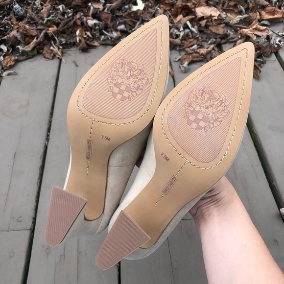 Vince Camuto Nude Suede Hailenda Pointed Toe Pumps - Picture 4 of 15